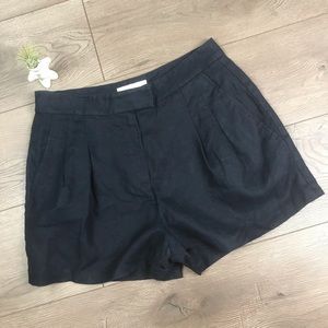 MICHAEL KORS Linen Shorts Pleated Black